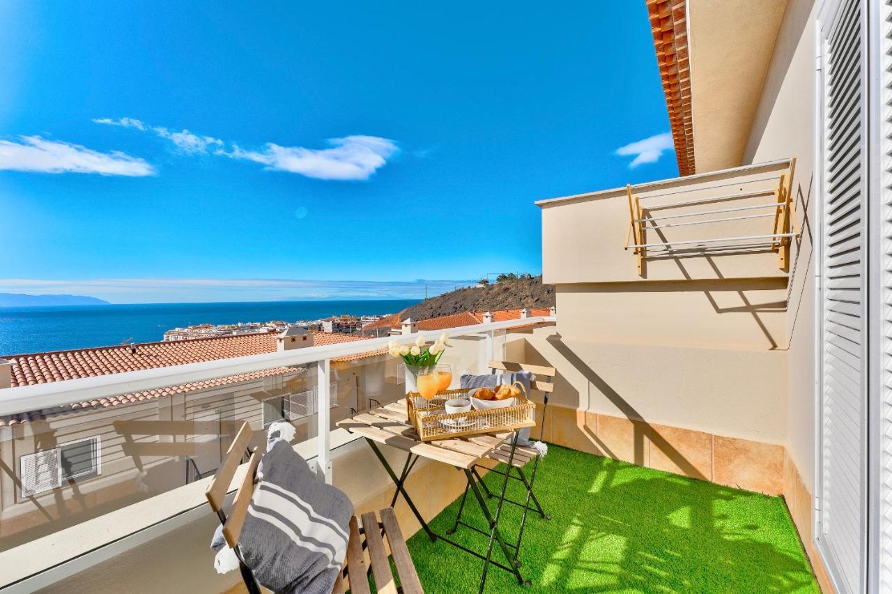 Black Beach Luxury Vacation House Puerto de Santiago  Exterior foto